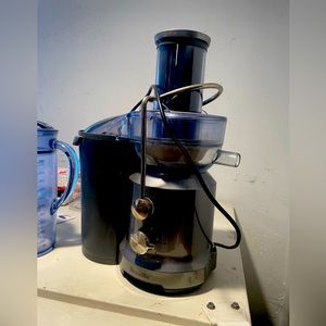 Breville Juicer